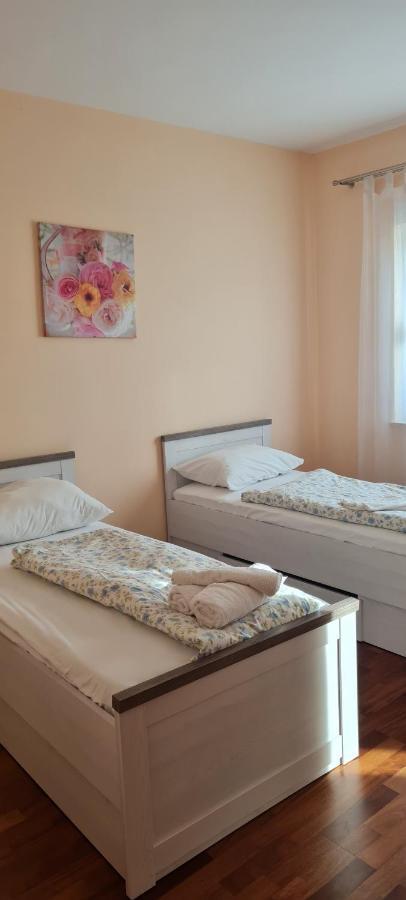 Вилла Ankin Dvor Galovac  Экстерьер фото